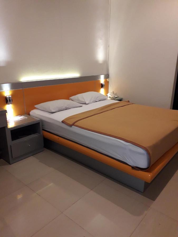 Surya Hotel & Resort Baturraden Buitenkant foto